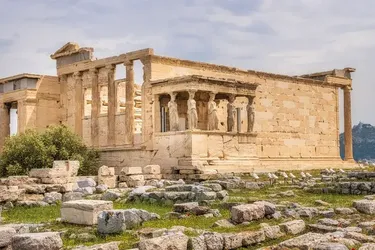 Топ-11 отелей в Афинах: Прикосновение роскоши в благородной столице Греции