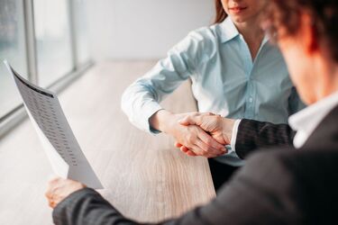 Ці спеціалісти на вагу золота: кого роботодавці в Україні шукають у першу чергу