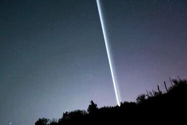 Яскраве світло розірвало нічне небо США: вчені пояснили явище, що злякало людей