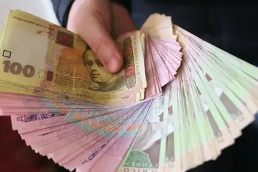 Гроші до Дня Незалежності отримають не всі: кого з українців омине допомога