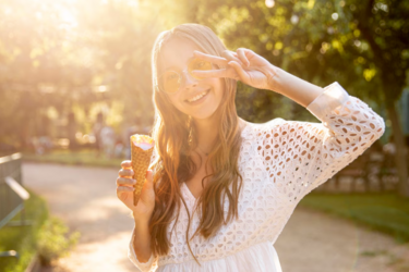 Готовьте панамы: синоптики назвали дату, когда Украину накроет жара до +29 градусов