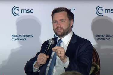 Что США планируют делать дальше в переговорах с Украиной и Россией: ответ Венса