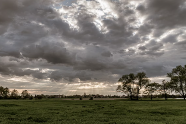 Потужні атмосферні фронти наступають: яка погода чекає Україну до середини червня