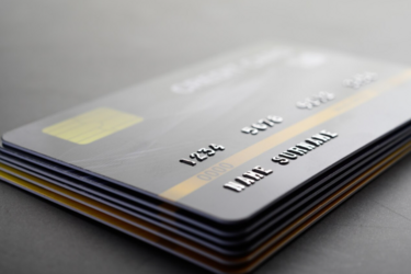 Ощадбанк закликає оновити дані: що мають знати пенсіонери вже сьогодні