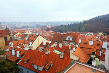 Нерухомість за новими цінами: вартість житла в улюбленій країні українських інвесторів іде вниз