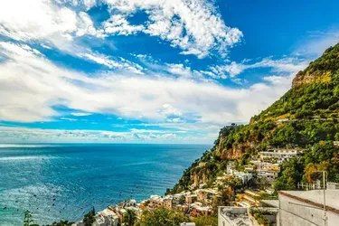 Топ-11 пляжних готелів Європи, де розкіш і комфорт лише за кілька кроків від води