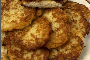 Деруны с мясом: вкусно и питательно