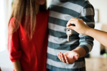 Ценники на 'однушки' в Украине переписали: где и за сколько можно купить квартиру сейчас