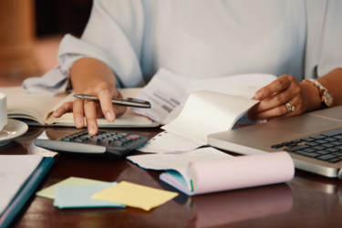 Тисячі українців отримали 'листи щастя' від податкової: що варто знати кожному отримувачу