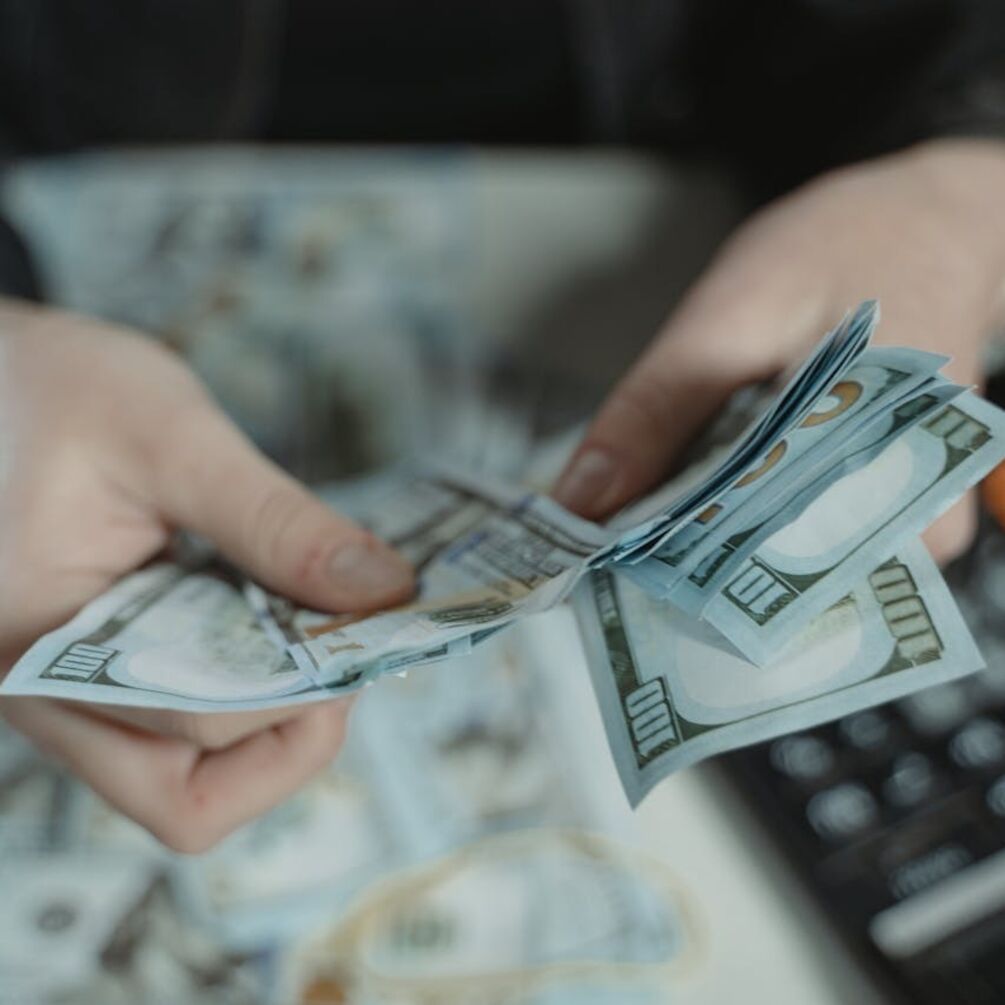 Можно остаться без денег: где украинцам не стоит покупать доллары: где украинцам не стоит покупать доллары
