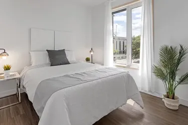 Отель напротив Хеймаркета: Новая остановка в фестивальном Эдинбурге