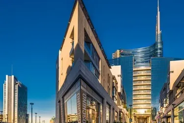 Топ-14 гламурних готелів Мілана для незабутньої відпустки