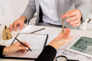 Реформа недвижимости на горизонте: какие новые правила для украинцев подготовила Рада