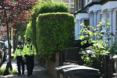 Тривожна історія з підпалами будинків Кіра Стармера: до чого тут українці?