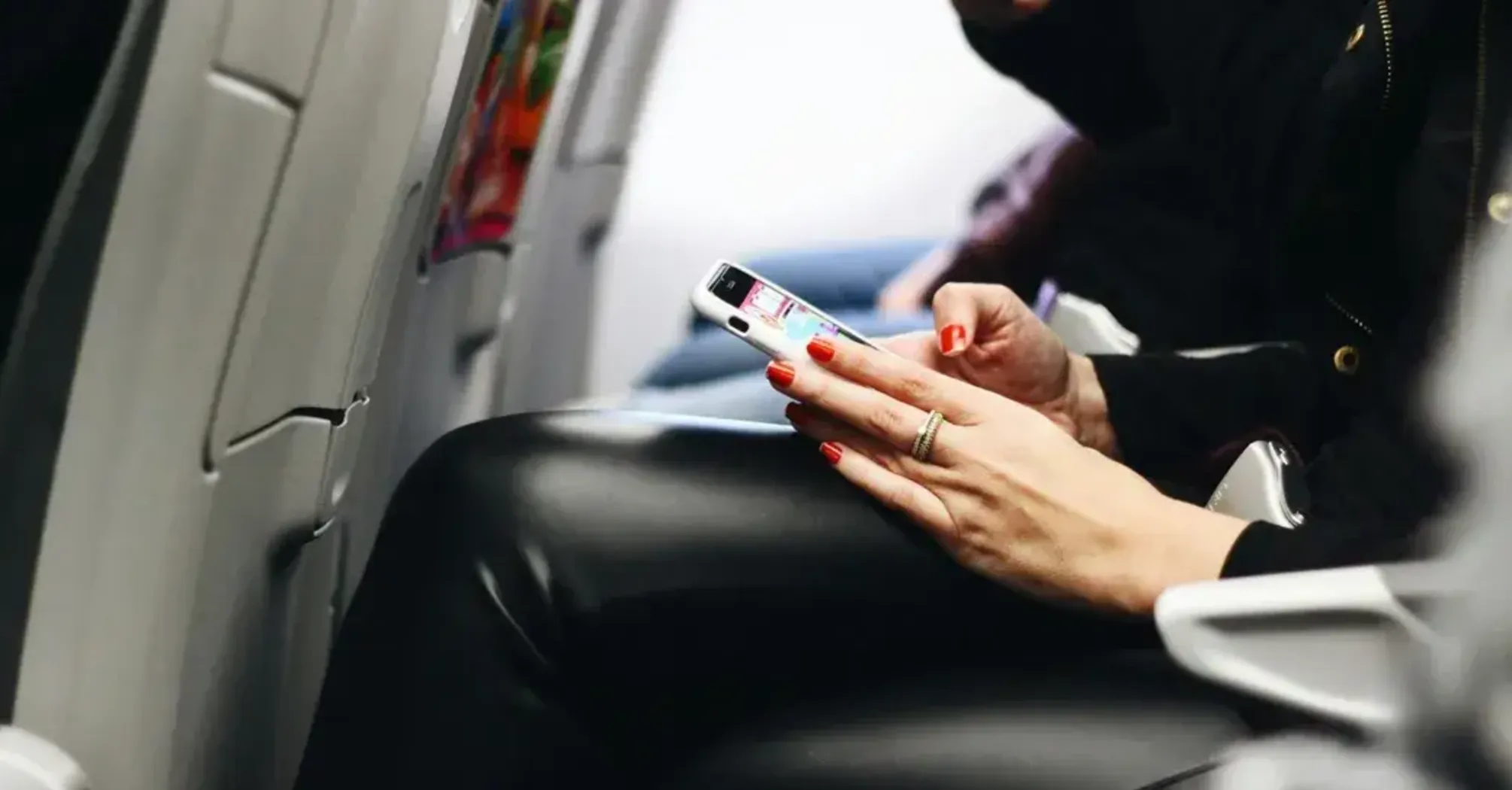 Wizz Air запускає мобільну функцію для управління збоями літніх рейсів