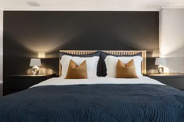 Историческая гостиница Anantara Siam в Бангкоке обновляет помещение, продолжая принимать гостей