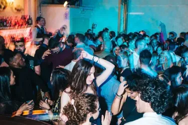 Нічне життя Рима: від прихованих барів і танцполів на набережній до модних клубів і живої музики