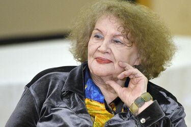 Лина Костенко заставила многих, кто уже забыл, что имеет Родину, вспомнить о ней
