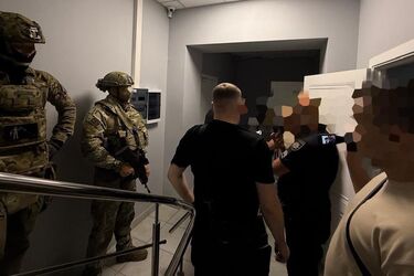 Полювання на антикорупціонерів: СБУ провела масові обшуки в НАБУ по всій Україні