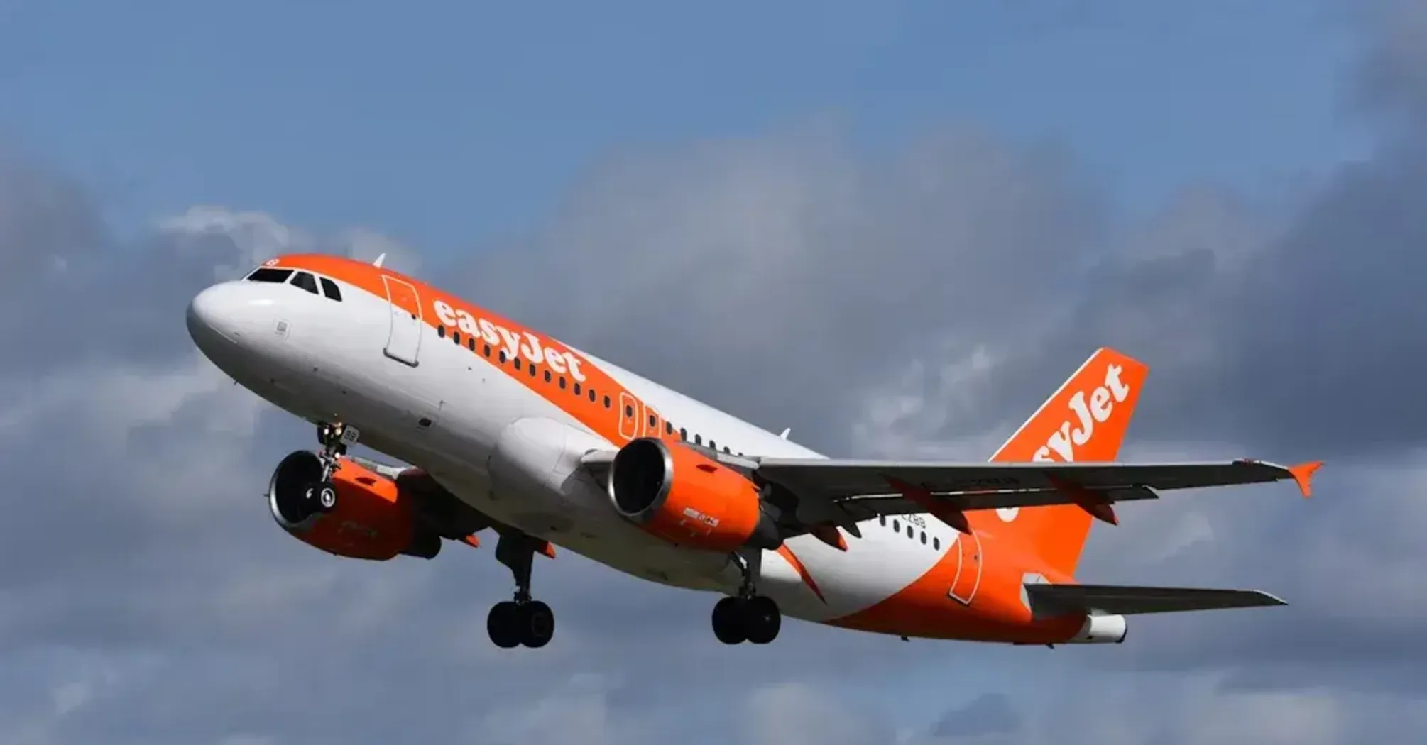 easyJet запускає літні маршрути до Кабо-Верде та Грузії з Великобританії