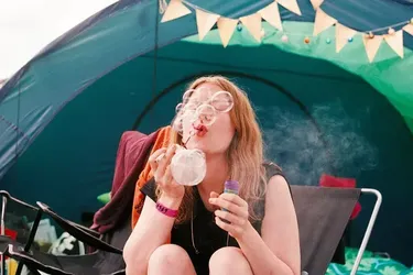 Кемпінг на подвір’ї: 7 необхідних речей, які вам знадобляться