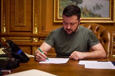 Зеленський подав до Ради законопроєкт з нормами про незалежність НАБУ та САП