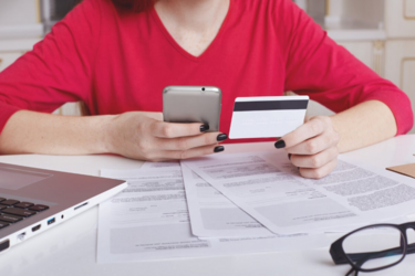 Як зміняться тарифи на комунальні платежі в Україні після війни: прогноз експерта