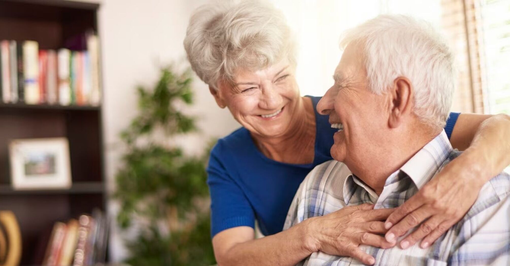 Пенсионерам 65+ лет повышают выплаты: кто получит доплату к пенсии
