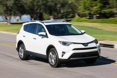 Доступные цены и высокая надежность: названы лучшие подержанные кроссоверы для покупки в 2025 году