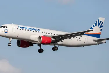 Новый летний маршрут объединяет Ливерпуль с южным побережьем Турции.