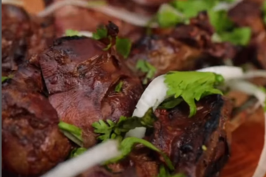 Куряча печінка на мангалі — просто, швидко і дуже смачно!