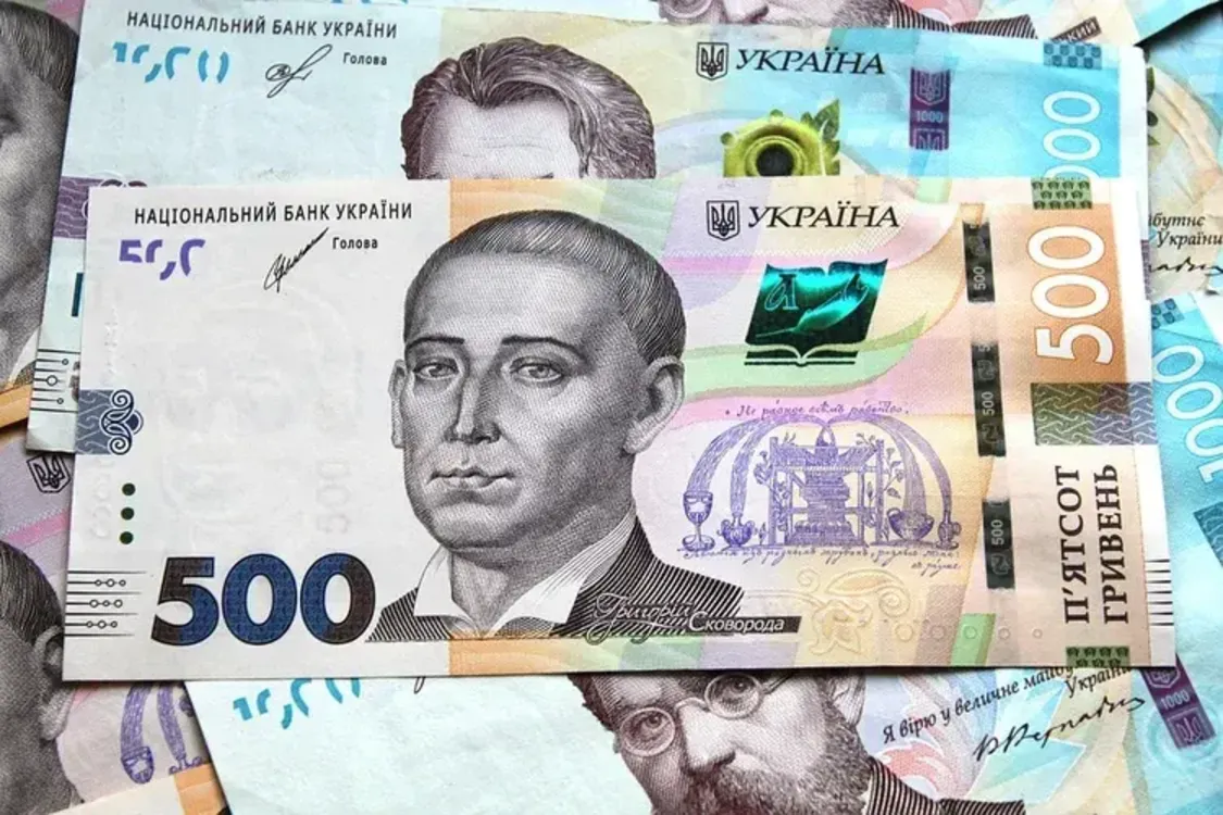 У некоторых украинцев с сентября пенсия вырастет почти на 1000 грн: кому увеличат выплаты