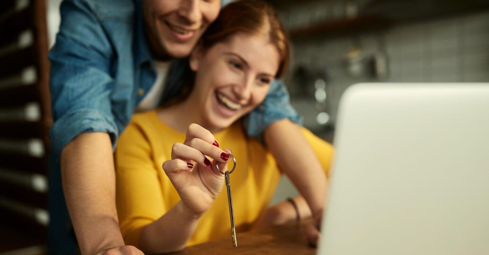 Скільки років потрібно працювати, щоб придбати квартиру в українських містах