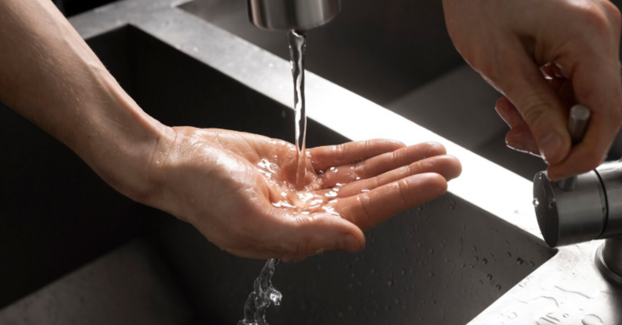 Українцям готують нові платіжки на воду: коли очікувати підвищення ціни