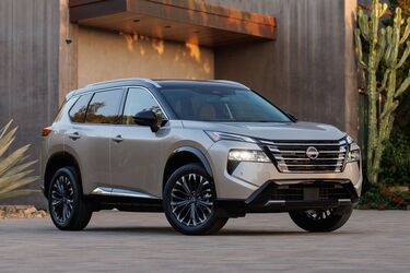 На замітку автолюбителям: які кросовери стали найпопулярнішими у 2025 році