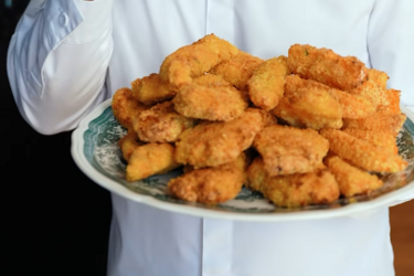 Идеальные куриные нагетсы без фритюра