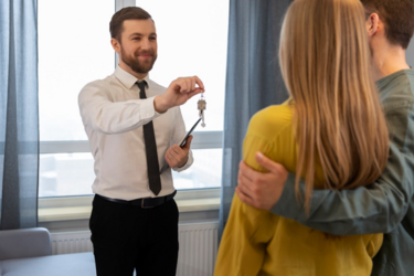 'Первинка' б’є рекорди, 'вторинка' шукає баланс: як ситуація на ринку нерухомості в Україні