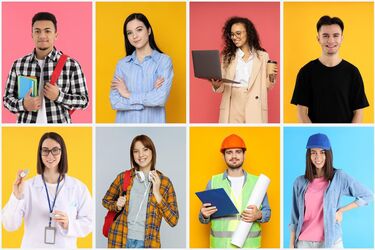 Украинцы массово меняют профессии: на что чаще всего переучиваются