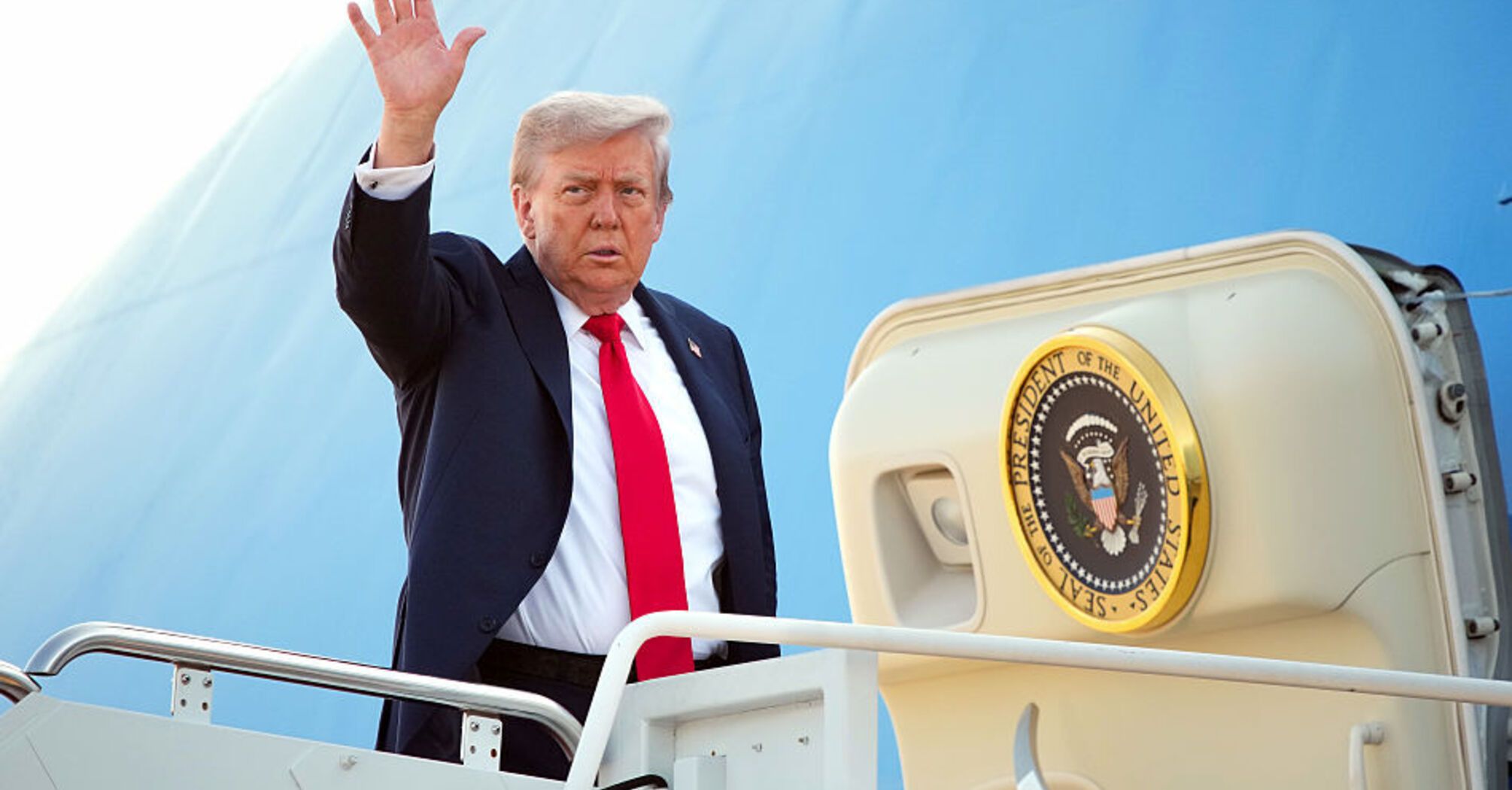 Підсумки тижня: мита Трампа, безпілотники в Польщі та нова ідеологема КНР