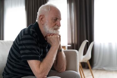 Уряд зменшить пенсії деяким українцям у 2026 році: кого стосується