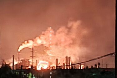 Дроны атаковали русский Рязань: есть попадание в НПЗ, загорелся пожар (фото, видео)