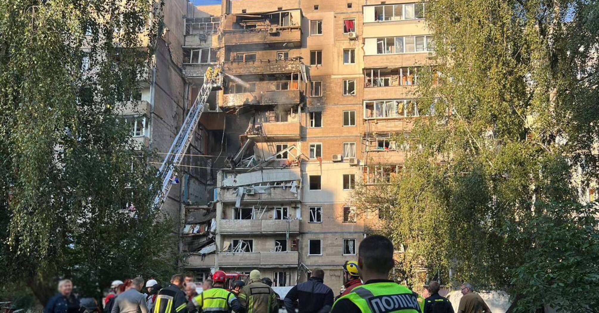 Новий антирекорд запущених цілей: РФ обстріляла Україну дронами та ракетами, серед жертв - двомісячна дитина