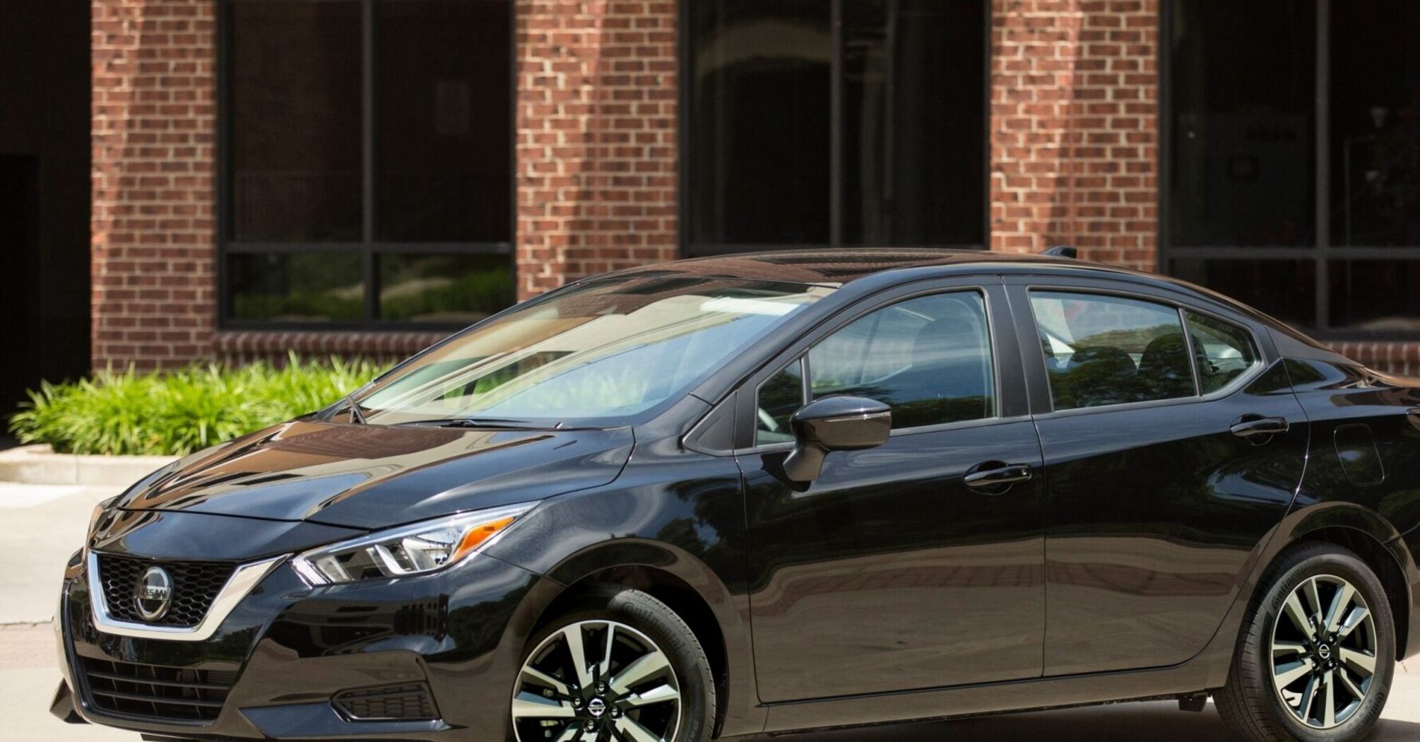 Недорогі та якісні: топ найкращих моделей автомобілів, які замінять кросовери   