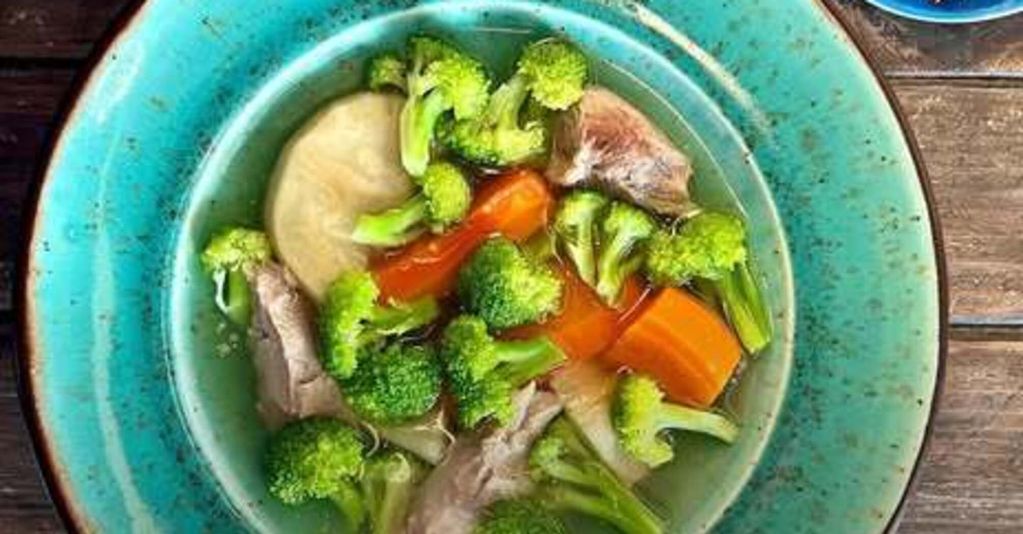 Сезон корисного бульону відкрито: з чого приготувати найкраще