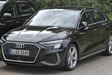 Комфортні та бюджетні: топ найкращих сімейних автомобілів