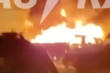 Дрони та ракети атакували російські Орел та Бєлгород: на одній з ТЕС вирувала сильна пожежа (фото)