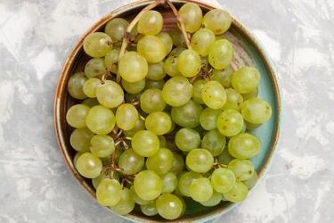 В Украине значительно подорожал популярный фрукт: сколько стоит