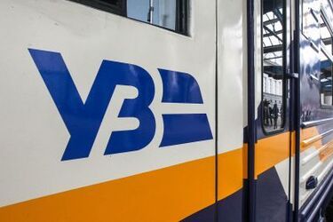 Через обриви та обледеніння ліній передач затримується низка потягів: який розклад руху