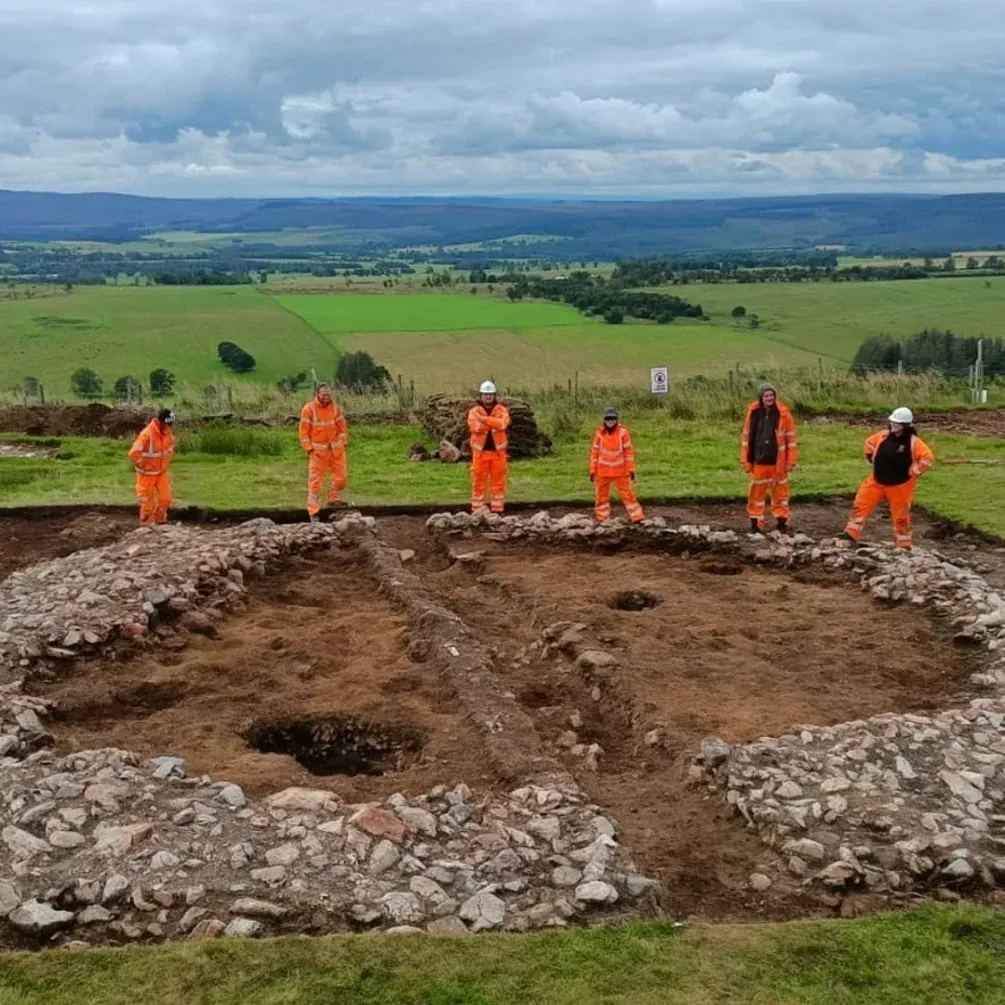 На території Англії знайшли древнє поселення: чим здивувало вчених (фото)