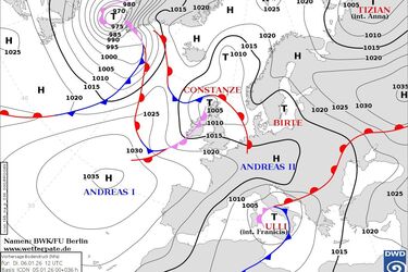 Складні погодні умови в Україні: прогноз погоди на вівторок